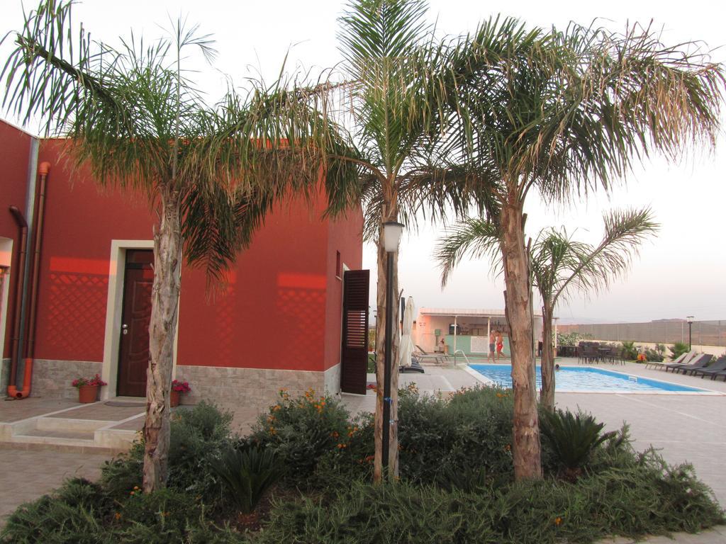 L'Isola Del Sale Bed & Breakfast Trapani Bagian luar foto